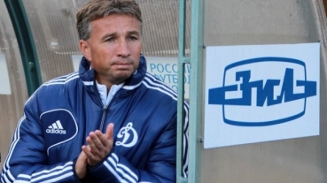 Dan Petrescu, legat de caloriferul lui Dinamo Moscova