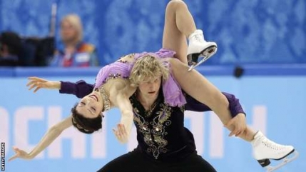 Surpriza la patinaj artistic: Davis si White iau aurul canadienilor