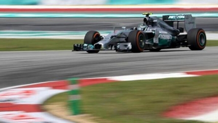 TUR cu TUR Formula 1: Calificari Marele Premiu al Malaysiei