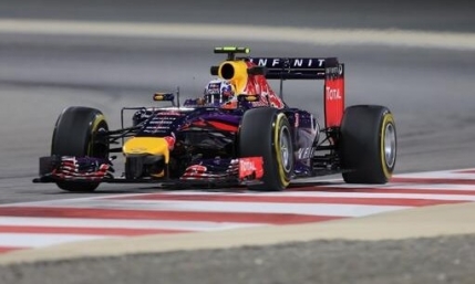 TUR cu TUR Formula 1: Calificarile Marelui Premiu din Bahrain in nocturna