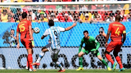 Argentina accede in careul de asi al Cupei Mondiale