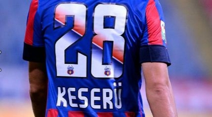 UEFA obliga Steaua sa respecte regulile pe tricouri