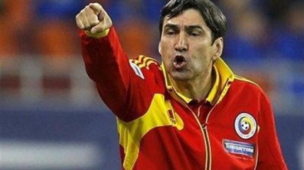 Victor Piturca loveste echipa nationala