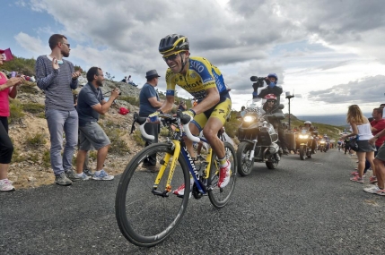 Contador isi mareste avansul la general in Vuelta