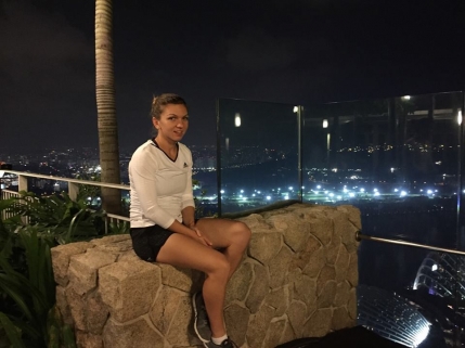 Simona Halep a ajuns in Singapore