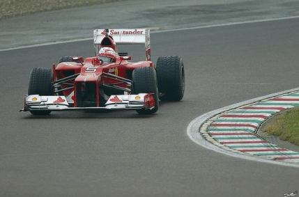 Vettel a facut primele tururi cu un monopost Ferrari
