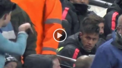 Neymar l-a provocat la duel pe un suporter al lui Manchester City (video)