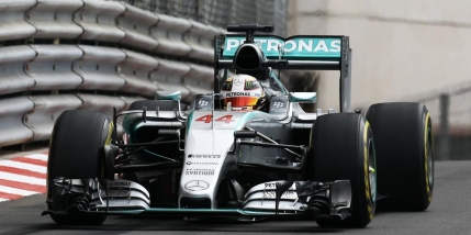 Pole position pentru Lewis Hamilton la Monte-Carlo