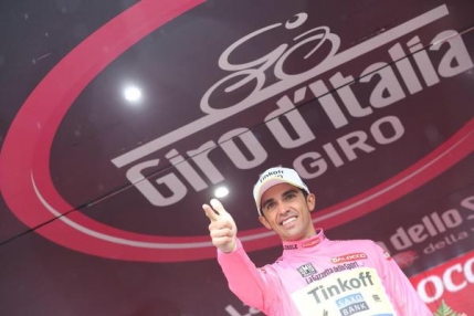 Alberto Contador revine la conducere in Turul Italiei