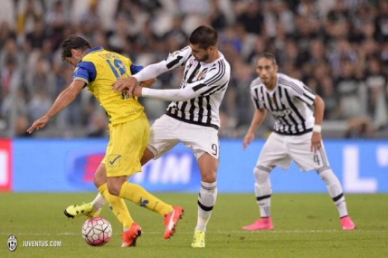 Juventus evita a treia infrangere consecutiva cu ajutorul unui arbitraj rusinos