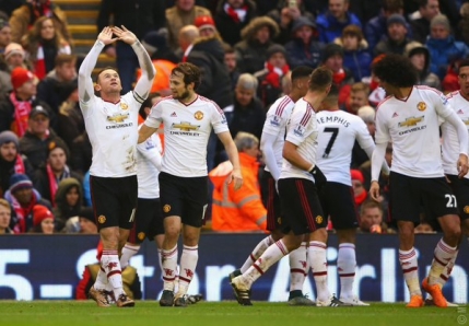 Rooney aduce victoria pentru Manchester United pe Anfield in batalia Angliei