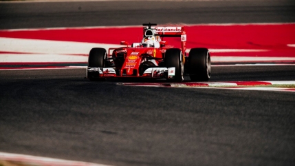 Vettel il devanseaza pe Hamilton in prima zi a testelor din Formula 1