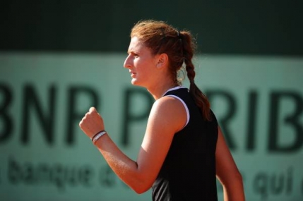 Irina Begu revine de la set pierdut si se califica in turul 2 la Roland Garros