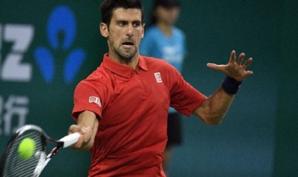 Novak Djokovic aproape de eliminare la Shanghai