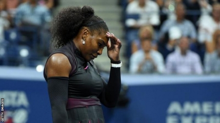 Serena Williams s-a retras de la Singapore