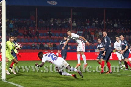 Steaua salveaza remiza la Targu Mures in minutul 90