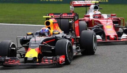 Verstappen il ataca pe Vettel: E un frustrat. Ar trebui sa mai treaca pe la scoala