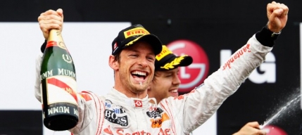 Button se tine de glume inaintea ultimei curse din cariera in Formula 1 si aprinde lupta pentru titlul mondial
