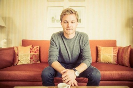 Nico Rosberg si-a anuntat retragerea din Formula 1
