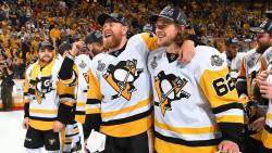 Pittsburgh Penguins si-a pastrat Cupa Stanley