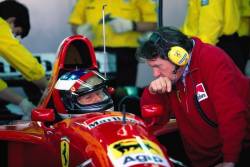 Michael Schumacher va fi operat din nou. Medicii sunt rezervati