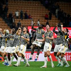 Juventus a plecat cu toate punctele de pe San Siro în duelul cu Milan