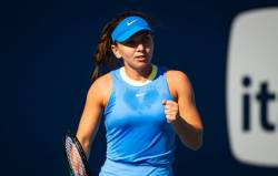 Simona Halep continuă disputa de la distanță cu Wozniacki