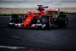Raikkonen aduce Ferrari in top la Barcelona