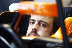 Alonso nu renunta la Formula 1