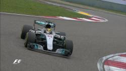 Hamilton castiga Marele Premiu al Chinei