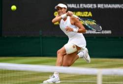 Muguruza o spulbera pe Rybarikova in semifinale la Wimbledon
