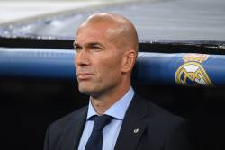 Zidane la meciul 100 pe banca Realului