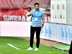 Niculescu: “Nu ne gandim inca la playoff”