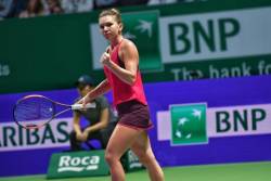 Calcule: Halep poate ajunge in semifinale dupa meciul cu Wozniacki