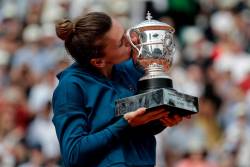 Simona Halep campioana la Roland Garros!