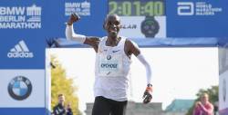 A cazut recordul la maraton! Un kenyan a facut senzatie la Berlin