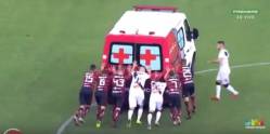 Scene incredibile in Brazilia. Fotbalistii au lasat rivalitatea si s-au unit intr-o cauza comuna