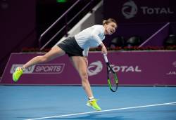 Simona Halep pierde finala de la Doha in fata unei adversare care a simulat o accidentare in setul doi