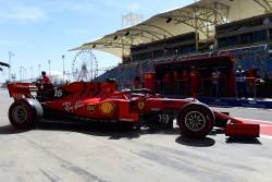 Ferrari domina primele antrenamente libere din Bahrain