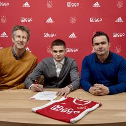 Oficial: Razvan Marin a semnat cu Ajax Amsterdam!