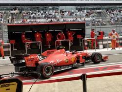 Ferrari domina primele antrenamente din Rusia