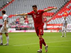 Robert Lewandowski stabileste un nou record in Bundesliga