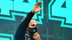 Lewis Hamilton obtine al 7-lea titlu mondial in Formula 1