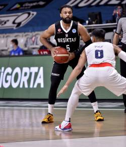 CSM CSU Oradea produce surpriza in FIBA Europe Cup
