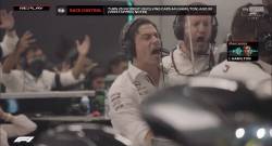 Mercedes nu stie sa piarda. Contesta la FIA victoria lui Max Verstappen din Abu Dhabi