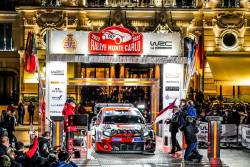 Duel de zile mari intre Ogier si Loeb in Raliul Monte-Carlo