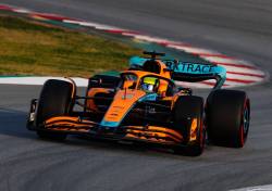 McLaren a incheiat in top prima zi a testelor F1 de la Barcelona