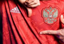 Adidas a rupt contractul cu Federatia de Fotbal din Rusia