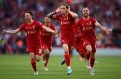Liverpool castiga Cupa Angliei dupa o asteptare de 16 ani