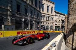 Ferrari si Red Bull au impartit suprematia in prima zi la Baku